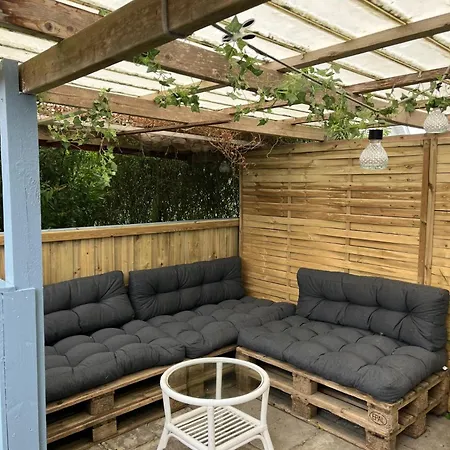 Lovely Only Approx, 350 Meters From Holl Strand,